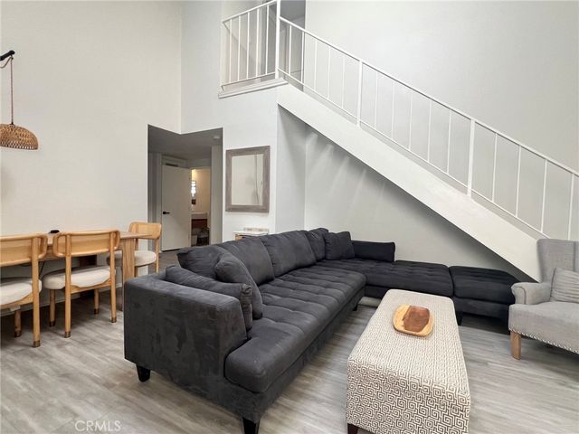 1120 Sandi, Costa Mesa, CA 92627
