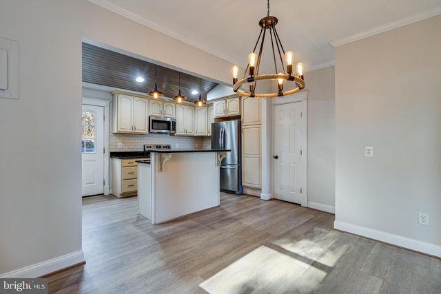 28055 OLD VILLAGE RD, Mechanicsville, MD 20659