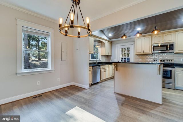 28055 OLD VILLAGE RD, Mechanicsville, MD 20659