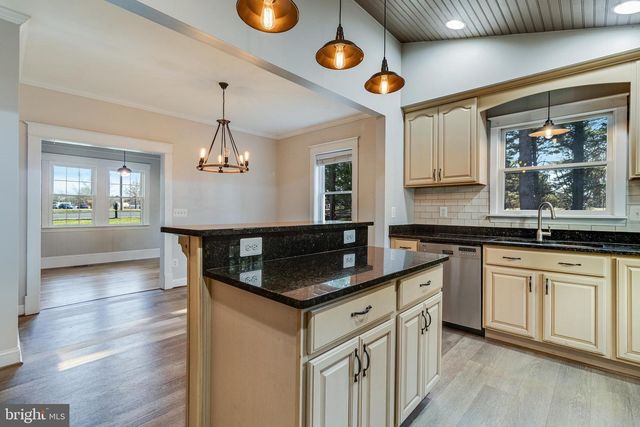 28055 OLD VILLAGE RD, Mechanicsville, MD 20659