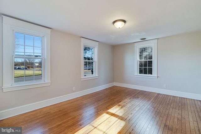 28055 OLD VILLAGE RD, Mechanicsville, MD 20659