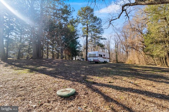 28055 OLD VILLAGE RD, Mechanicsville, MD 20659