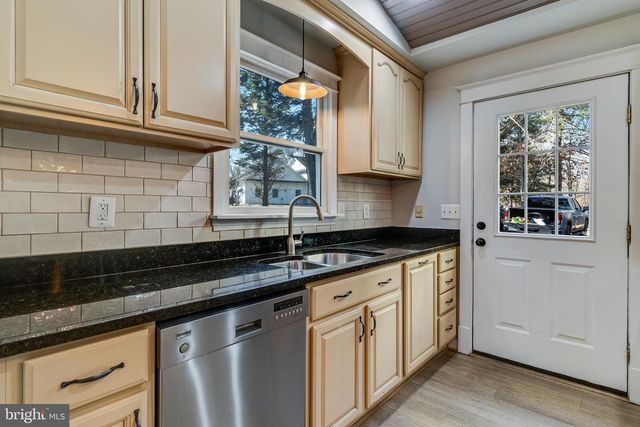 28055 OLD VILLAGE RD, Mechanicsville, MD 20659