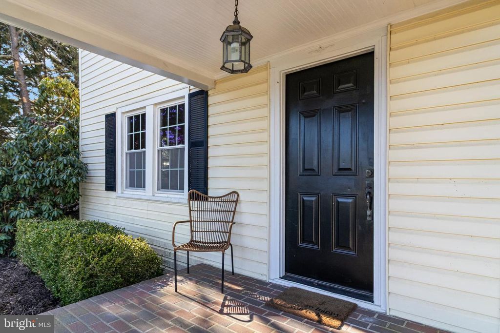 28055 OLD VILLAGE RD, Mechanicsville, MD 20659