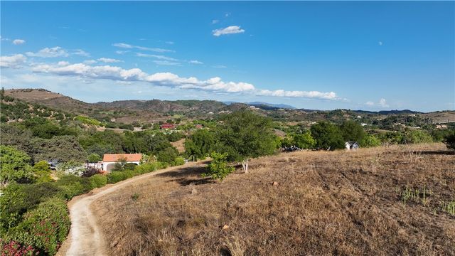22735 Carancho Road, Temecula, CA 92590