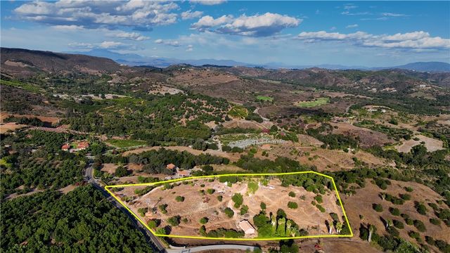 22735 Carancho Road, Temecula, CA 92590