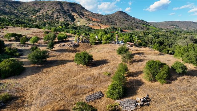 22735 Carancho Road, Temecula, CA 92590