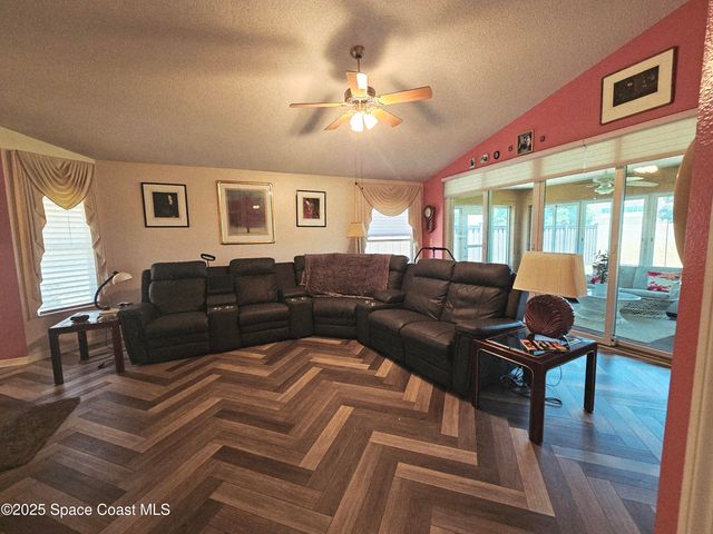 3904 Saint Armens Circle, Melbourne, FL 32934