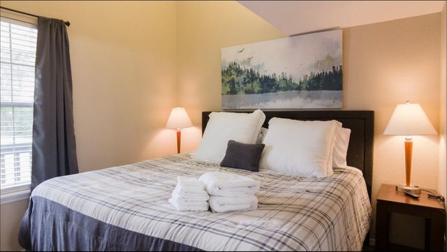 420 Fall Creek Drive 9-10, Branson, MO 65616