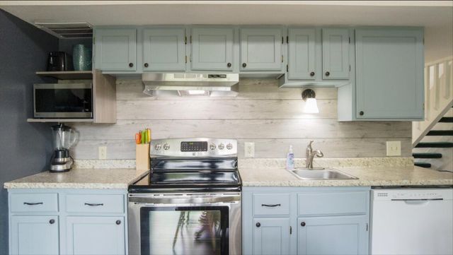 420 Fall Creek Drive 9-10, Branson, MO 65616