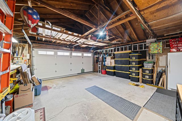 12 Oakdale Avenue, Farmingville, NY 11738