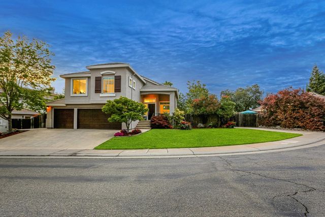904 Agee Ct, Folsom, CA 95630