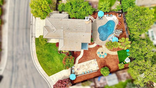 904 Agee Ct, Folsom, CA 95630