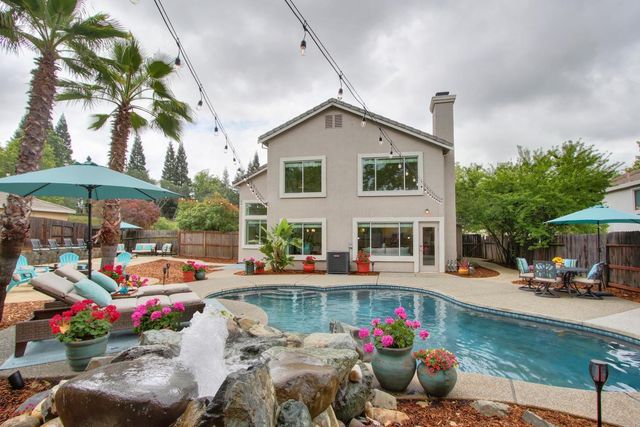 904 Agee Ct, Folsom, CA 95630