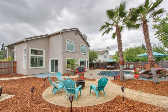 904 Agee Ct, Folsom, CA 95630