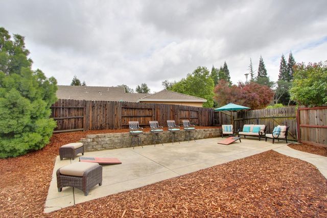 904 Agee Ct, Folsom, CA 95630