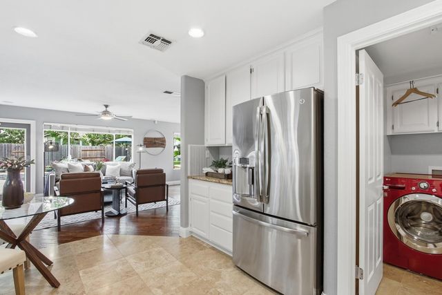 904 Agee Ct, Folsom, CA 95630