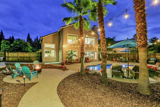 904 Agee Ct, Folsom, CA 95630