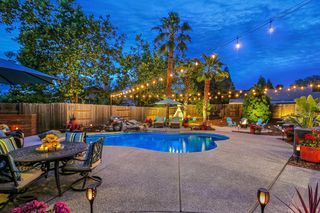 904 Agee Ct, Folsom, CA 95630