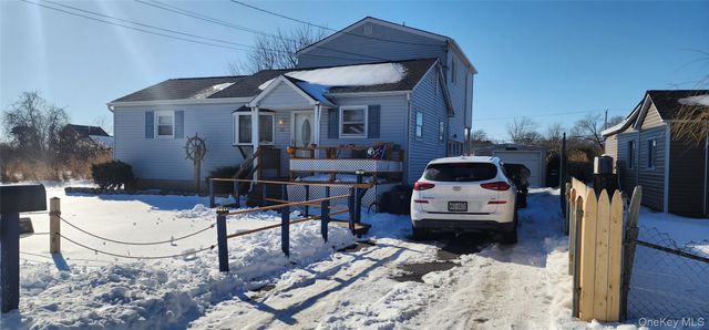 22 Blue Point Road, Mastic Beach, NY 11951