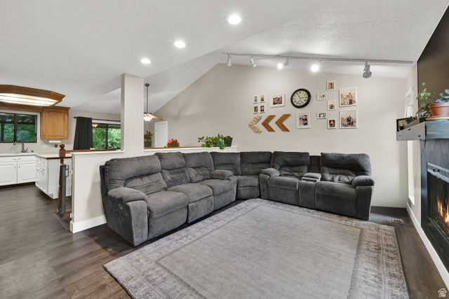 3163 N 100 W, North Ogden, UT 84414