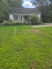 1425 W Stanley Road, Mount Morris, MI 48458