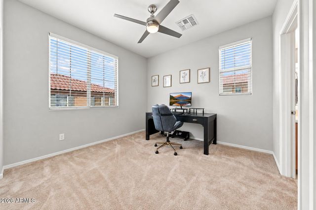 1677 E BRIDGEPORT Parkway, Gilbert, AZ 85295