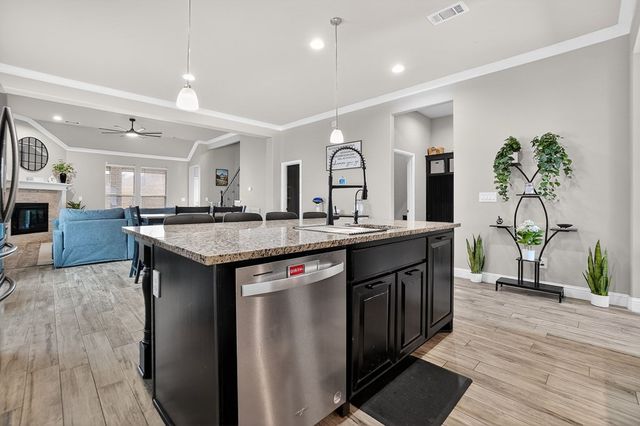 6 Los Cielos Ct, Odessa, TX 79765