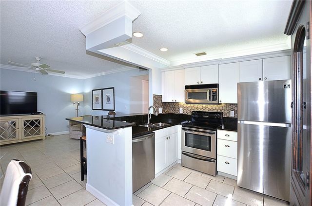 55 Woodland Drive 106, Vero Beach, FL 32962