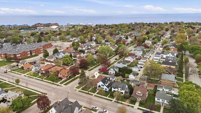4500 Packard AVENUE, Cudahy, WI 53110