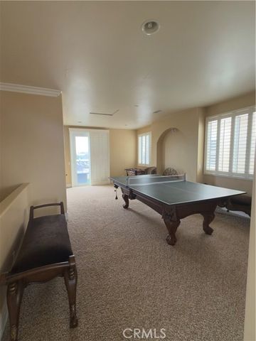 211 Chicago, Huntington Beach, CA 92648