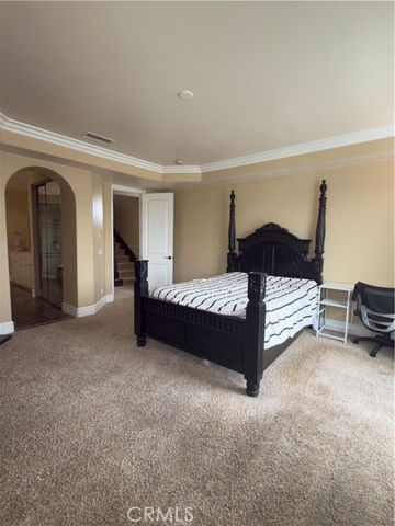 211 Chicago, Huntington Beach, CA 92648