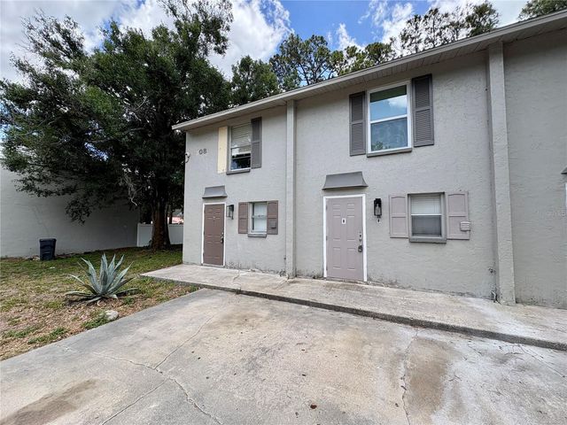 308 57TH AVENUE DRIVE E B, Bradenton, FL 34203