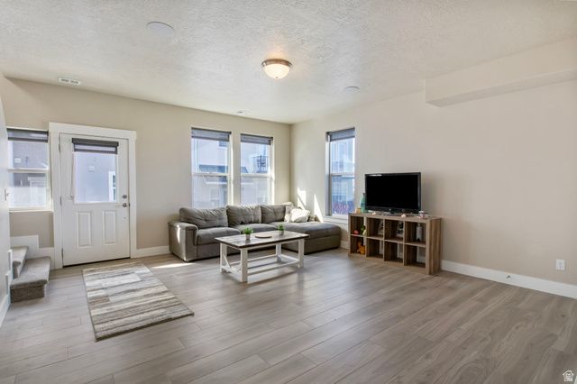 902 S 2610 E, Spanish Fork, UT 84660