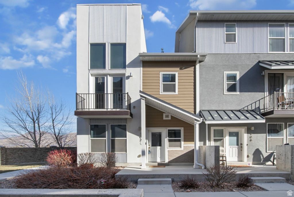 902 S 2610 E, Spanish Fork, UT 84660