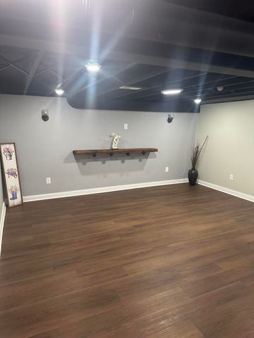 556 Gerry Street, Gary, IN 46406