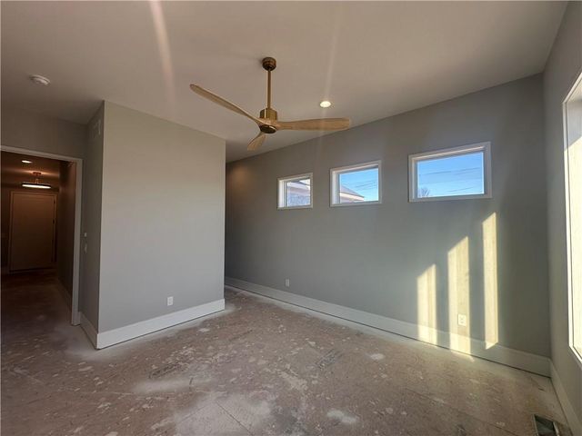 7535 NW Fawn Circle, Parkville, MO 64152