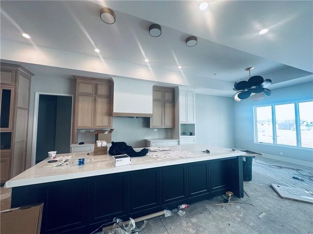 7535 NW Fawn Circle, Parkville, MO 64152