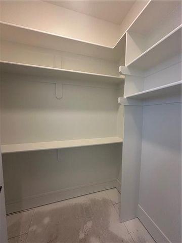 7535 NW Fawn Circle, Parkville, MO 64152