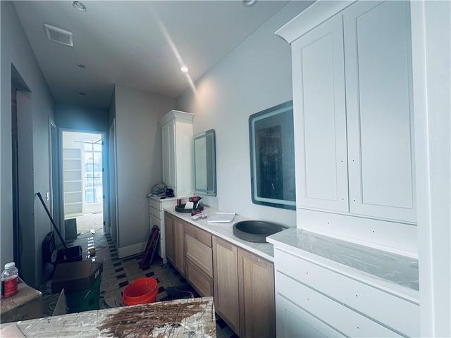 7535 NW Fawn Circle, Parkville, MO 64152