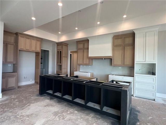 7535 NW Fawn Circle, Parkville, MO 64152