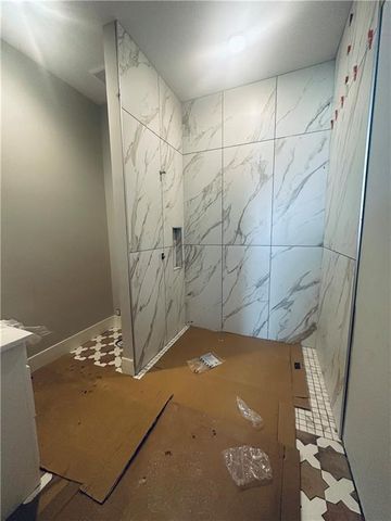 7535 NW Fawn Circle, Parkville, MO 64152