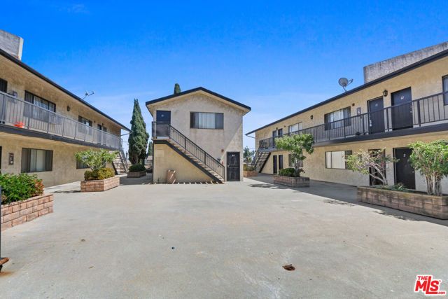 12100 Birch Avenue 22, Hawthorne, CA 90250