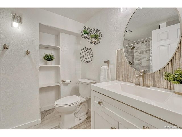 6552 W Calhoun Pl, Littleton, CO 80123