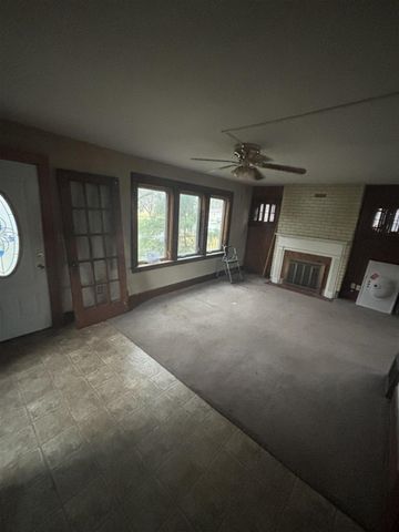 745 Durant Street, Lansing, MI 48915