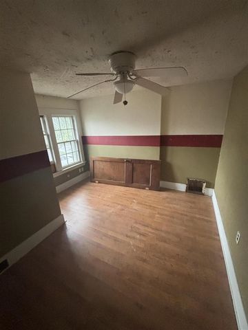 745 Durant Street, Lansing, MI 48915