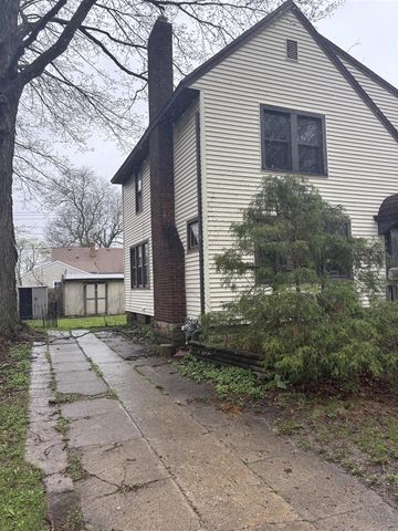 745 Durant Street, Lansing, MI 48915