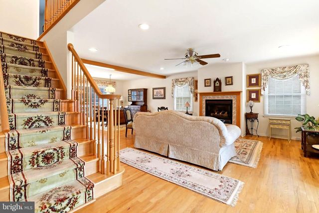 11 E 17TH ST, Long Beach, NJ 08008