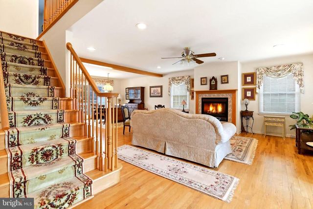 11 E 17TH ST, Long Beach, NJ 08008