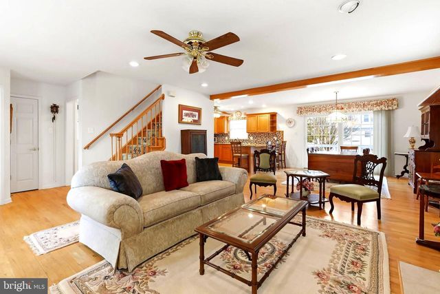 11 E 17TH ST, Long Beach, NJ 08008